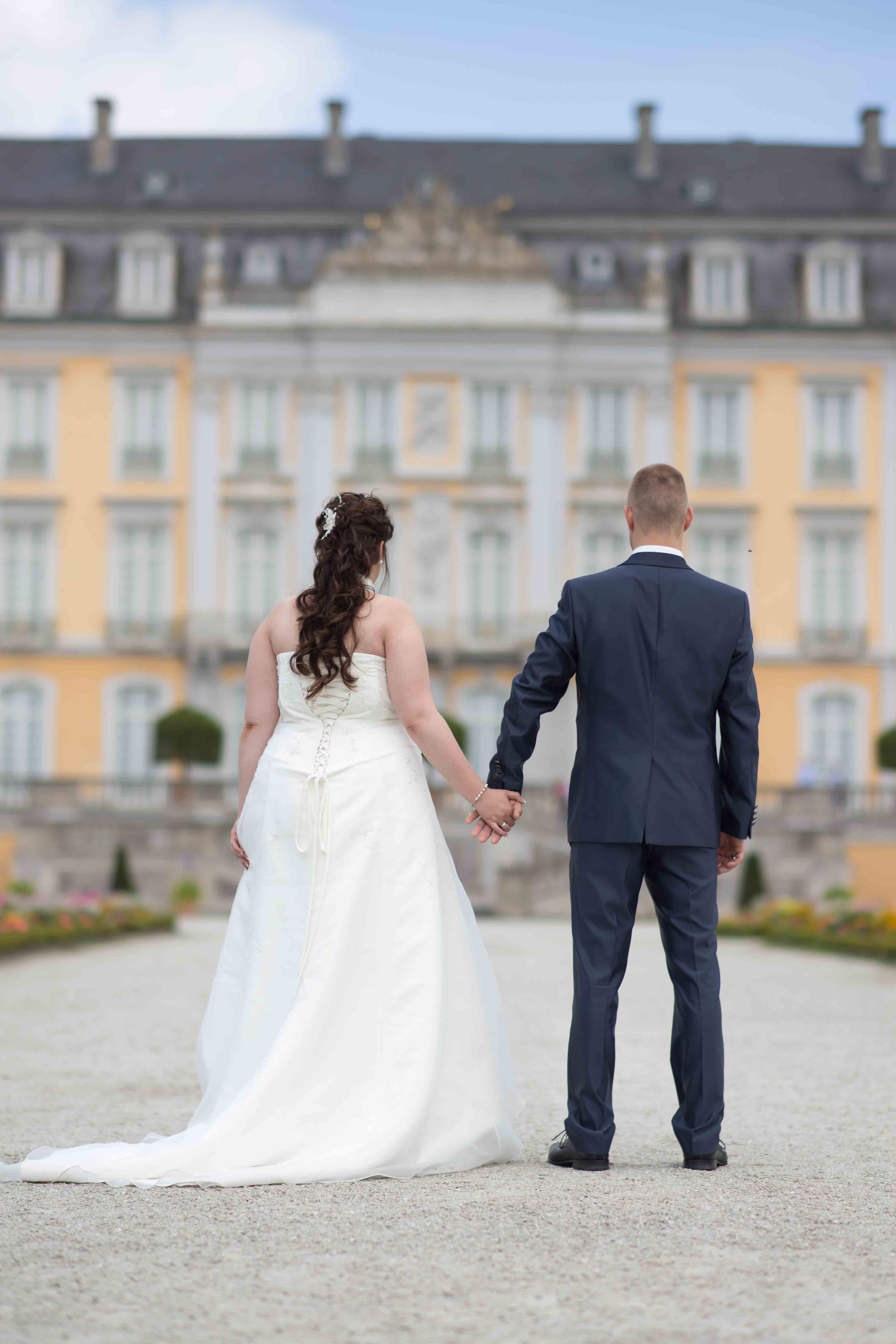 Schloss in Köln Brühl Checkliste für die perfekte Brautjungfer